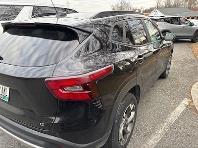 2024 Chevrolet Trax FWD SUV for sale #8K8685 - photo 2