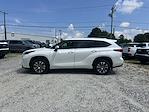 2021 Toyota Highlander FWD SUV for sale #9K8522A - photo 4