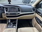 2018 Toyota Highlander FWD SUV for sale #9K8553A - photo 16