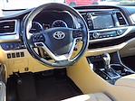 2018 Toyota Highlander FWD SUV for sale #9K8553A - photo 2