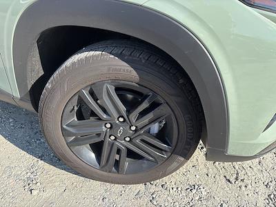 2025 Chevrolet Trax FWD SUV for sale #9K8670A - photo 2