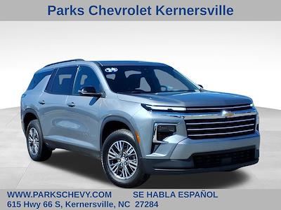 Used 2024 Chevrolet Traverse - photo 1