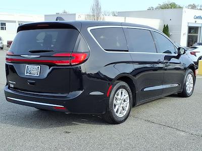 2024 Chrysler Pacifica FWD Minivan for sale #9K8781 - photo 2
