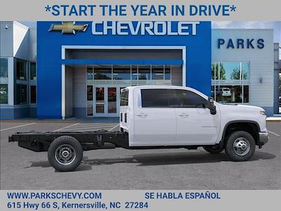 New 2025 Chevrolet Silverado 3500 - photo 1