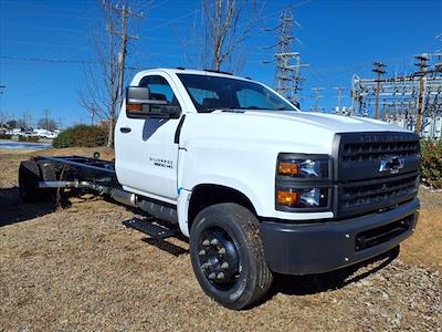 2024 Chevrolet Silverado 6500 Regular Cab DRW 4x2, Cab Chassis for sale #FK63642 - photo 1