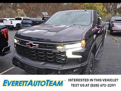 Used 2024 Chevrolet Silverado 1500 - photo 1