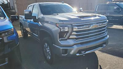 Used 2025 Chevrolet Silverado 2500 - photo 1