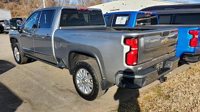 Used 2025 Chevrolet Silverado 2500 - photo 1