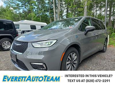 2023 Chrysler Pacifica FWD Minivan for sale #L0225 - photo 1