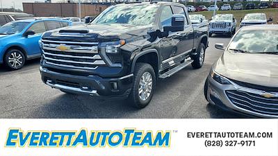 Used 2025 Chevrolet Silverado 2500 - photo 1