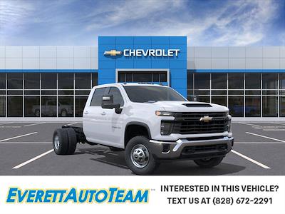 New 2026 Chevrolet Silverado 3500 - photo 1