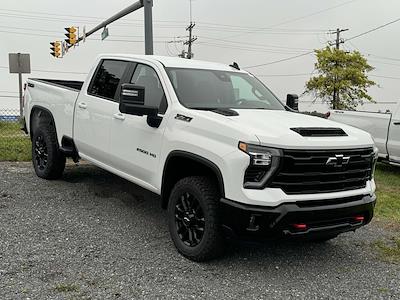 2025 Chevrolet Silverado 2500 Crew Cab 4WD Pickup for sale #S1208608 - photo 1