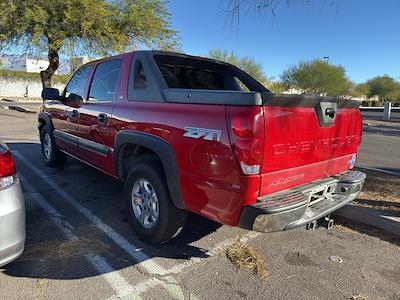 Used 2003 Chevrolet Avalanche Crew Cab for sale #CP673493A - photo 2