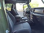 2021 Jeep Gladiator Crew Cab 4WD Pickup for sale #H567532 - photo 18