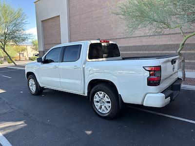 2024 Nissan Frontier Crew Cab 4WD Pickup for sale #J146537A - photo 2