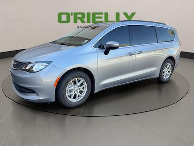 Used 2021 Chrysler Voyager - photo 1