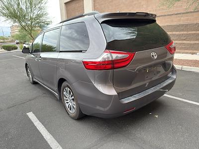 2020 Toyota Sienna FWD Minivan for sale #R381621A - photo 2