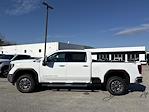 New 2026 GMC Sierra 2500 SLT Crew Cab 4WD Pickup for sale #40063 - photo 33