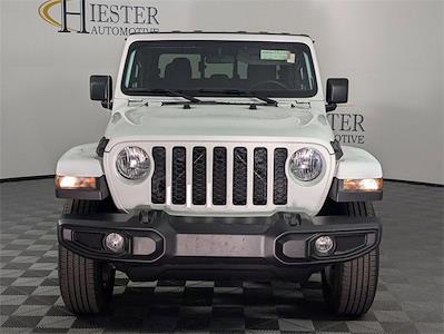 Used 2023 Jeep Gladiator - photo 1