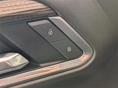 Used 2025 Chevrolet Silverado 1500 - photo 1