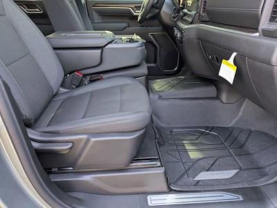 New 2026 Chevrolet Silverado 1500 - photo 1