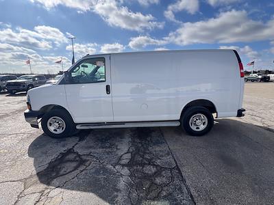 Used 2024 Chevrolet Express 2500 - photo 1