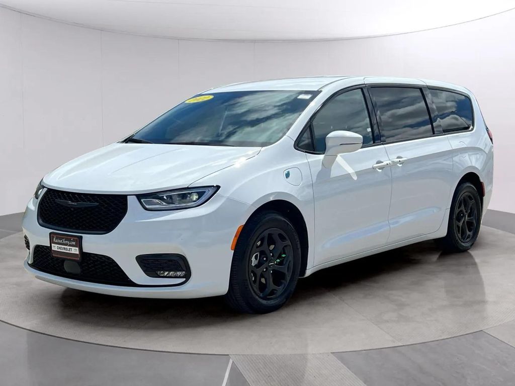 Used 2022 Chrysler Pacifica - photo 18
