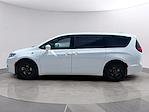 2022 Chrysler Pacifica FWD Minivan for sale #26CC359A - photo 4