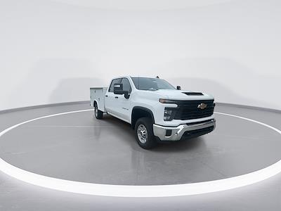 2025 Chevrolet Silverado 2500 Crew Cab 4WD, Royal Service Truck