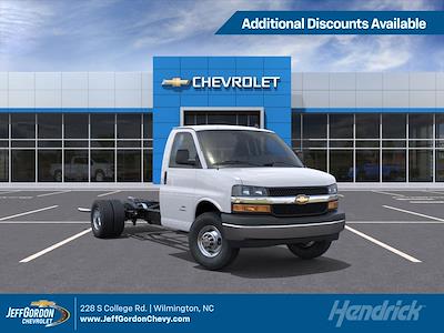 2025 Chevrolet Express 3500 Regular Cab DRW RWD Cutaway for sale #CS11599 - photo 1