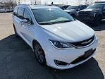 2018 Chrysler Pacifica FWD Minivan for sale #5T6652A - photo 3