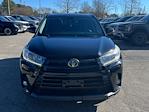 Used 2017 Toyota Highlander SE for sale #6C0006A - photo 2