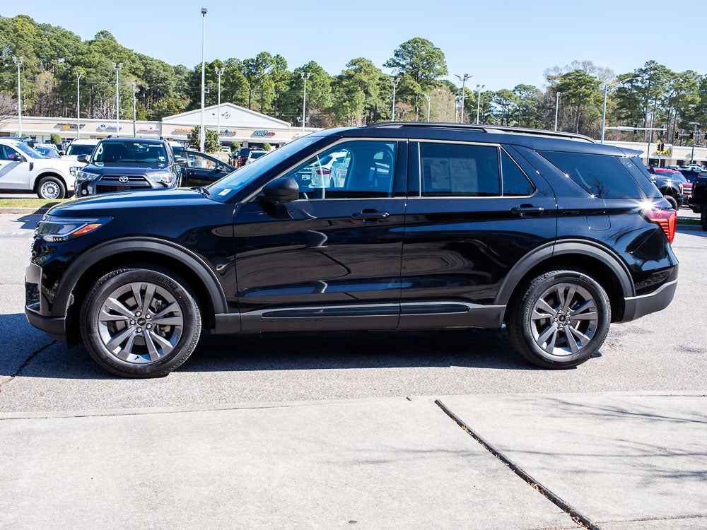 Used 2026 Ford Explorer - photo 6