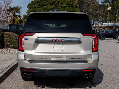 Used 2021 GMC Yukon - photo 1