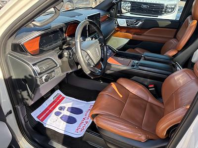 Used 2020 Lincoln Navigator - photo 1
