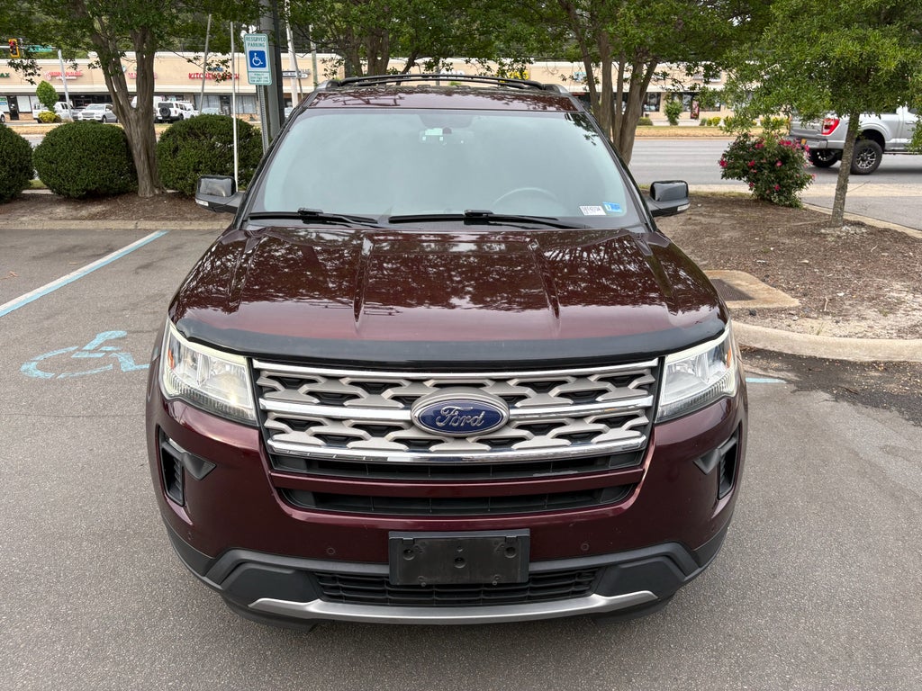 Used 2018 Ford Explorer - photo 2