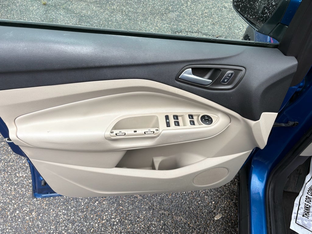 Used 2017 Ford Escape - photo 11