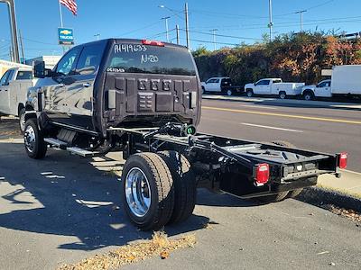 2023 Chevrolet Silverado 5500 Crew Cab DRW 4WD Cab Chassis for sale #C235029 - photo 2