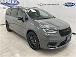 Used 2025 Chrysler Pacifica Limited Minivan for sale #1T2464 - photo 1