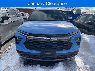 Used 2024 Chevrolet Trailblazer - photo 1