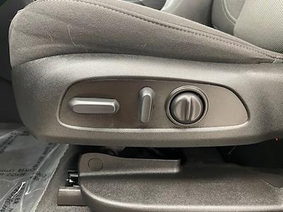 Used 2023 Chevrolet Traverse - photo 1