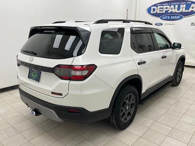Used 2025 Honda Pilot - photo 1