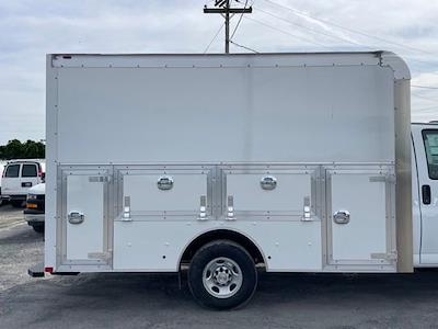 New 2025 Chevrolet Express 3500 - photo 1