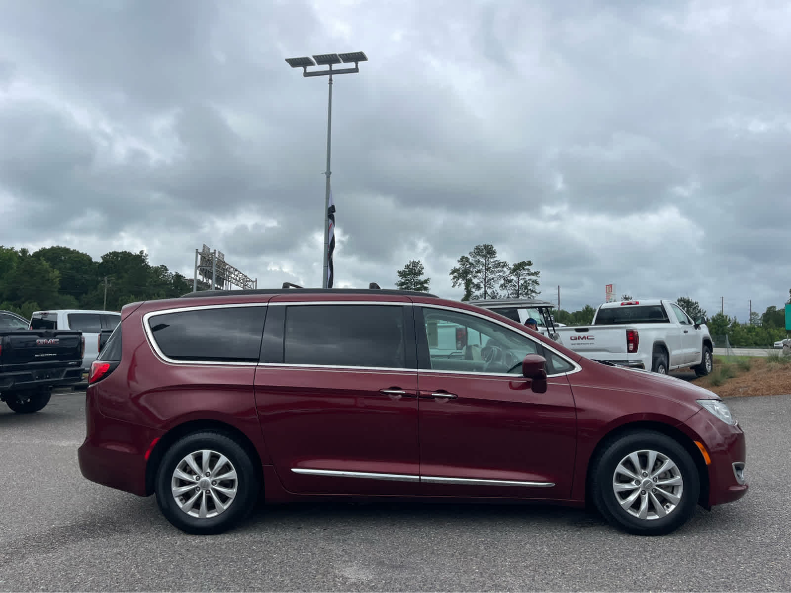 Used 2017 Chrysler Pacifica - photo 6