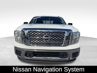Used 2019 Nissan Titan SV Crew Cab for sale #262070B - photo 2