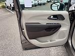 Used 2017 Chrysler Pacifica Touring Minivan for sale #BE7191A - photo 11