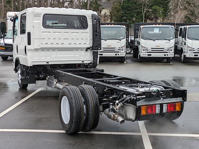 2025 Chevrolet LCF 3500HG Crew Cab 4x2 Cab Chassis for sale #254942 - photo 2