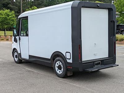 New 2025 Chevrolet BrightDrop 400 Step Van / Walk-in for sale #255111 - photo 2