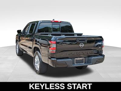 2022 Nissan Frontier Crew Cab 4x2 Pickup for sale #255494A - photo 2