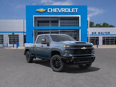 New 2025 Chevrolet Silverado 2500 Custom Crew Cab 4x4 Pickup for sale #255644 - photo 1